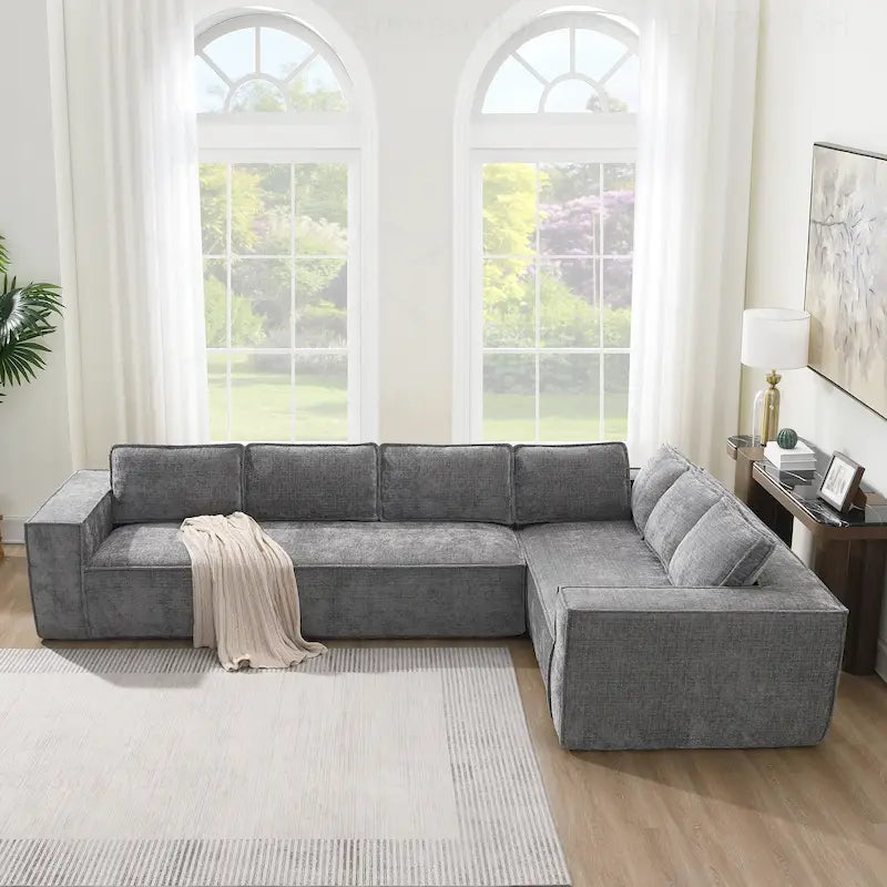 Minimalist Modular Sofa with Advanced Materials for Comfort and Style